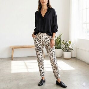 White Leopard Animal Print Stretch Cotton Jogger Pants |  Made in Italy - Small